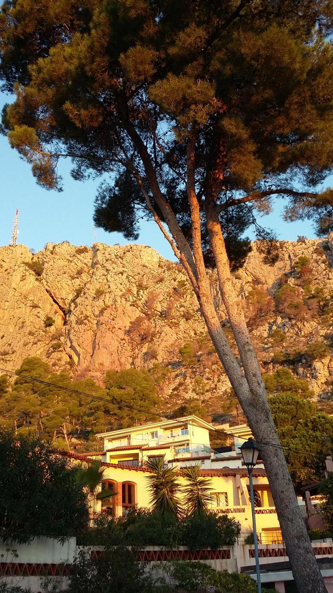 Mediterrania 98 Torroella de Montgrí Exteriér fotografie